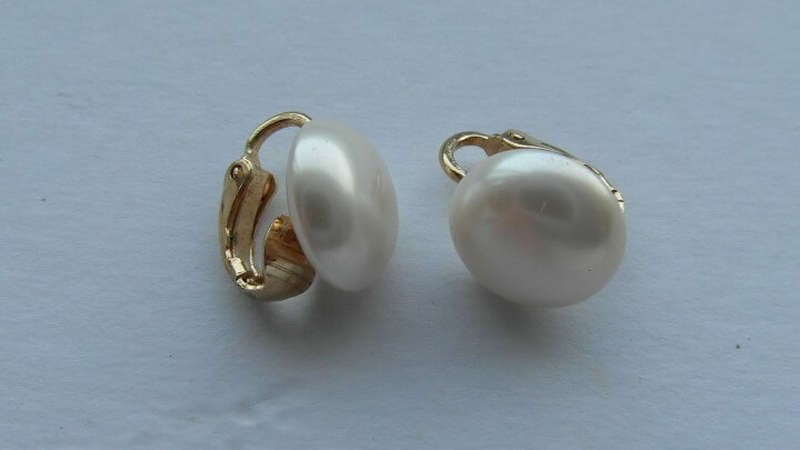 Side Drilled Pearl Earrings