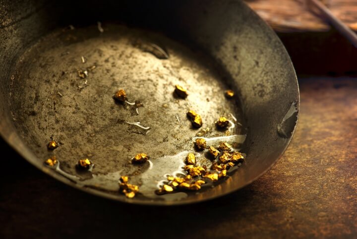 Panning for gold in California Gold Rush